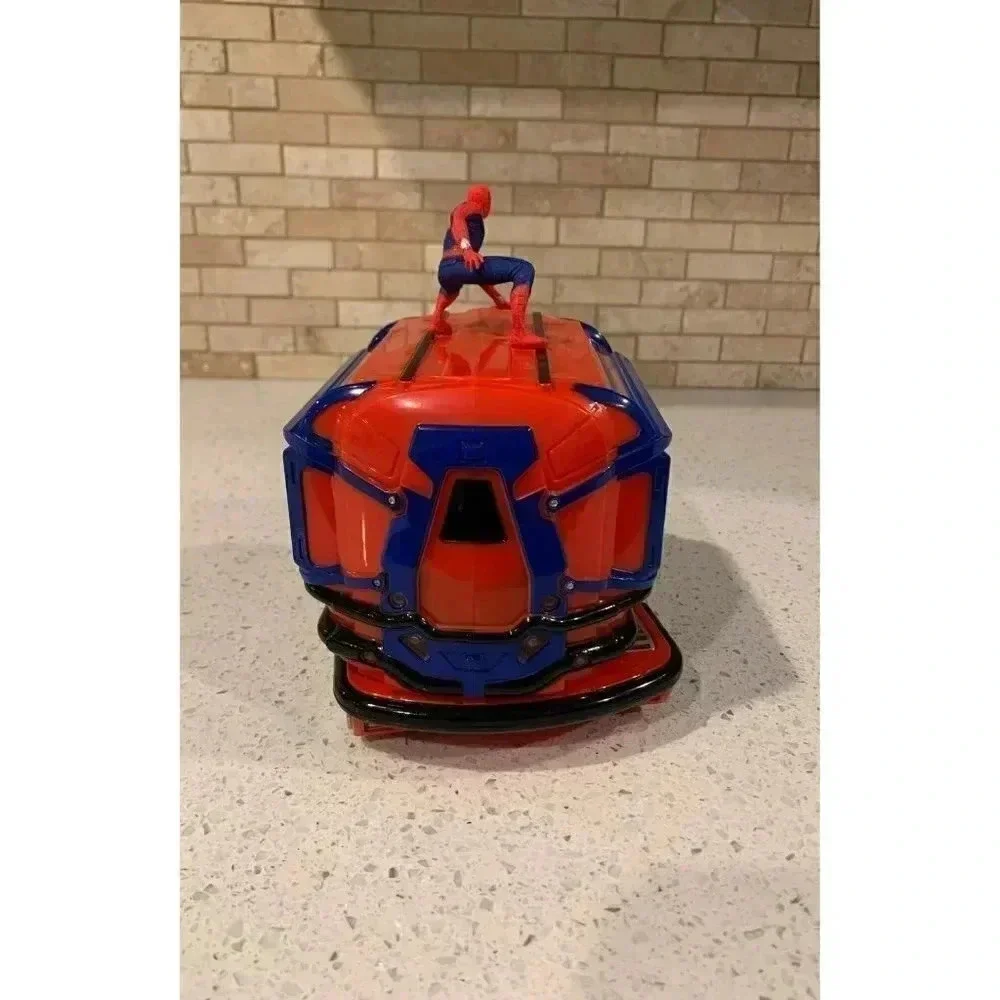 2022 Disney Park‎ Spiderman web slinger vehicle. BG